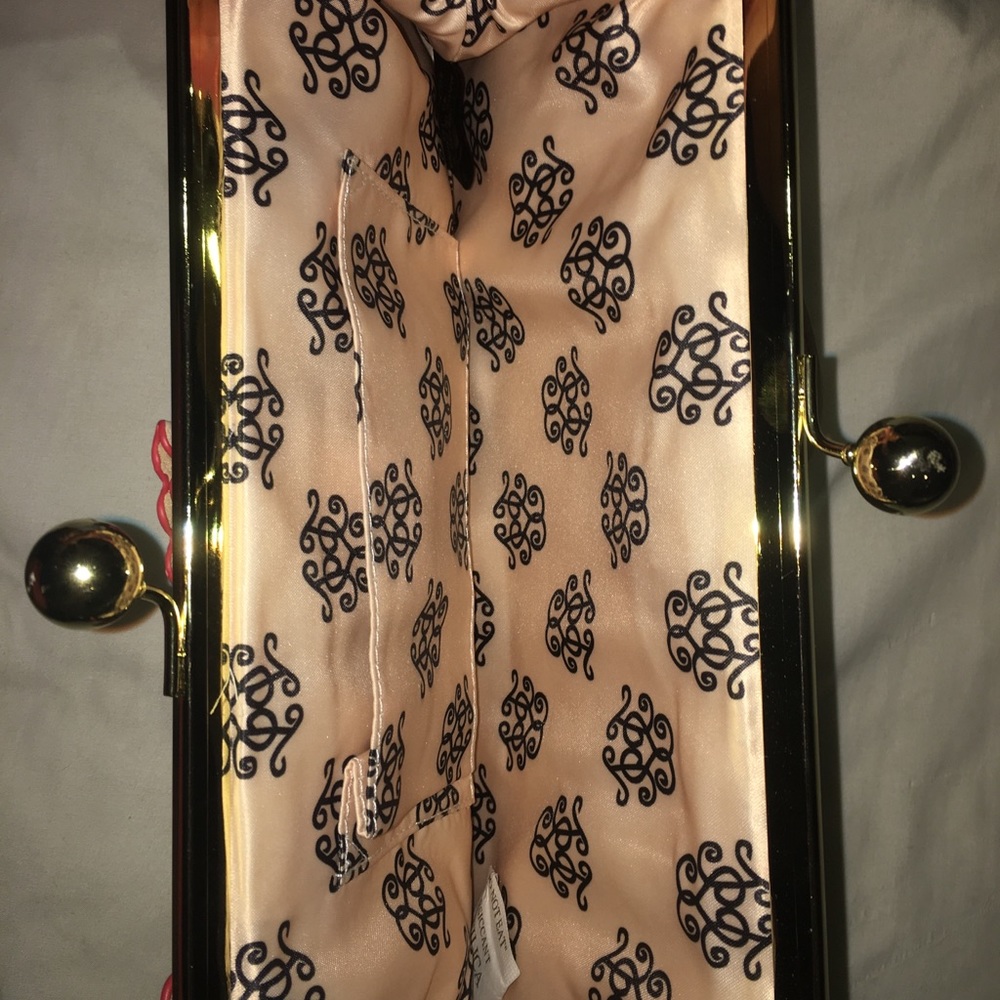 Hand bag - Picture 3 of 3